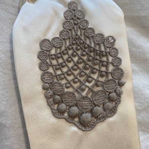 NWOT Vintage Kiss Clasp Evening Bag Handbag Mini Bag Coin Purse Made in England - Picture 2 of 9